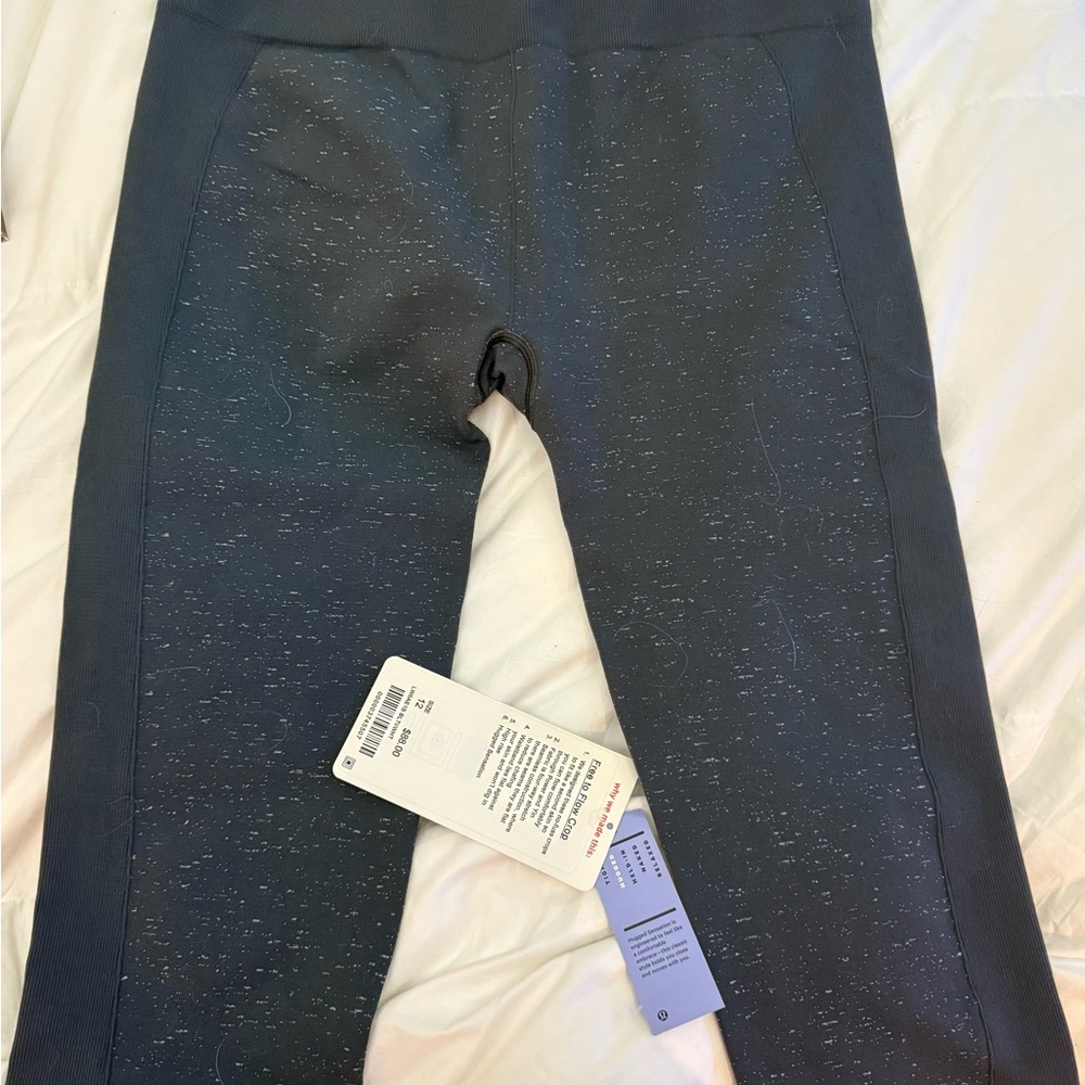 Lululemon Free to Flow Crop Charcoal Speckled Leggings
